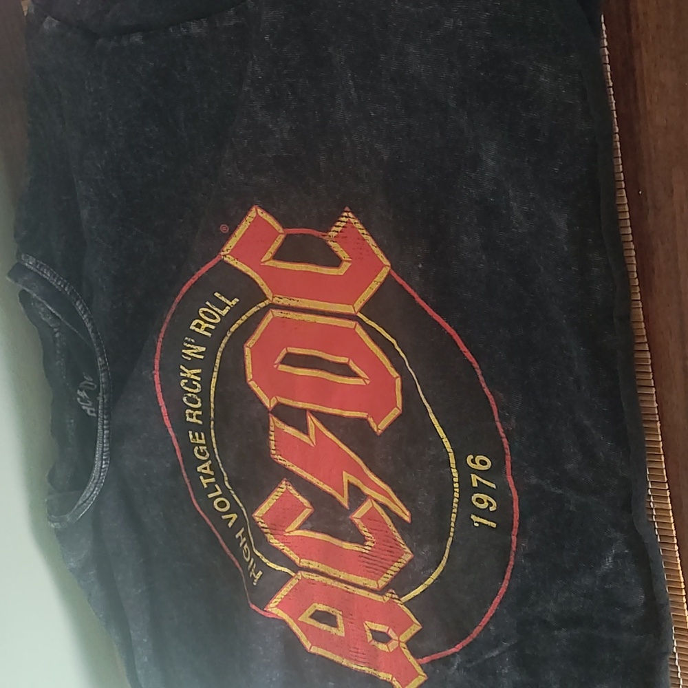 AC ⚡ DC Band Crop TOP